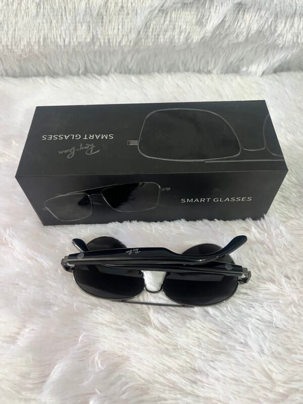 Smart glasses - Image 2